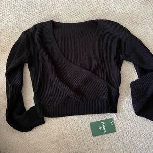 NWT Halara Black V Neck Dropped Shoulder Long Sleeve Wrapped Sweater